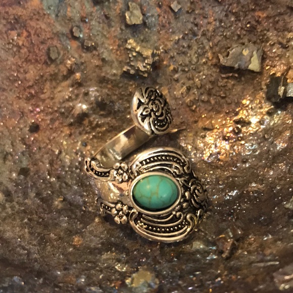 Turquoise Spoon Ring - Picture 3 of 4